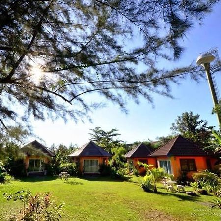 Monkey Dive Hostel Khaolak เขาหลัก ภายนอก รูปภาพ