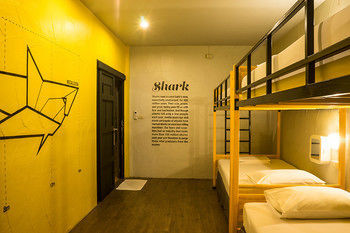 Monkey Dive Hostel Khaolak เขาหลัก ภายนอก รูปภาพ